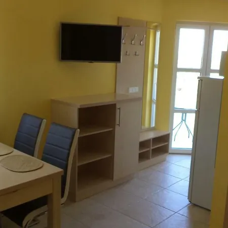 Bella Vista Апартаменты *
